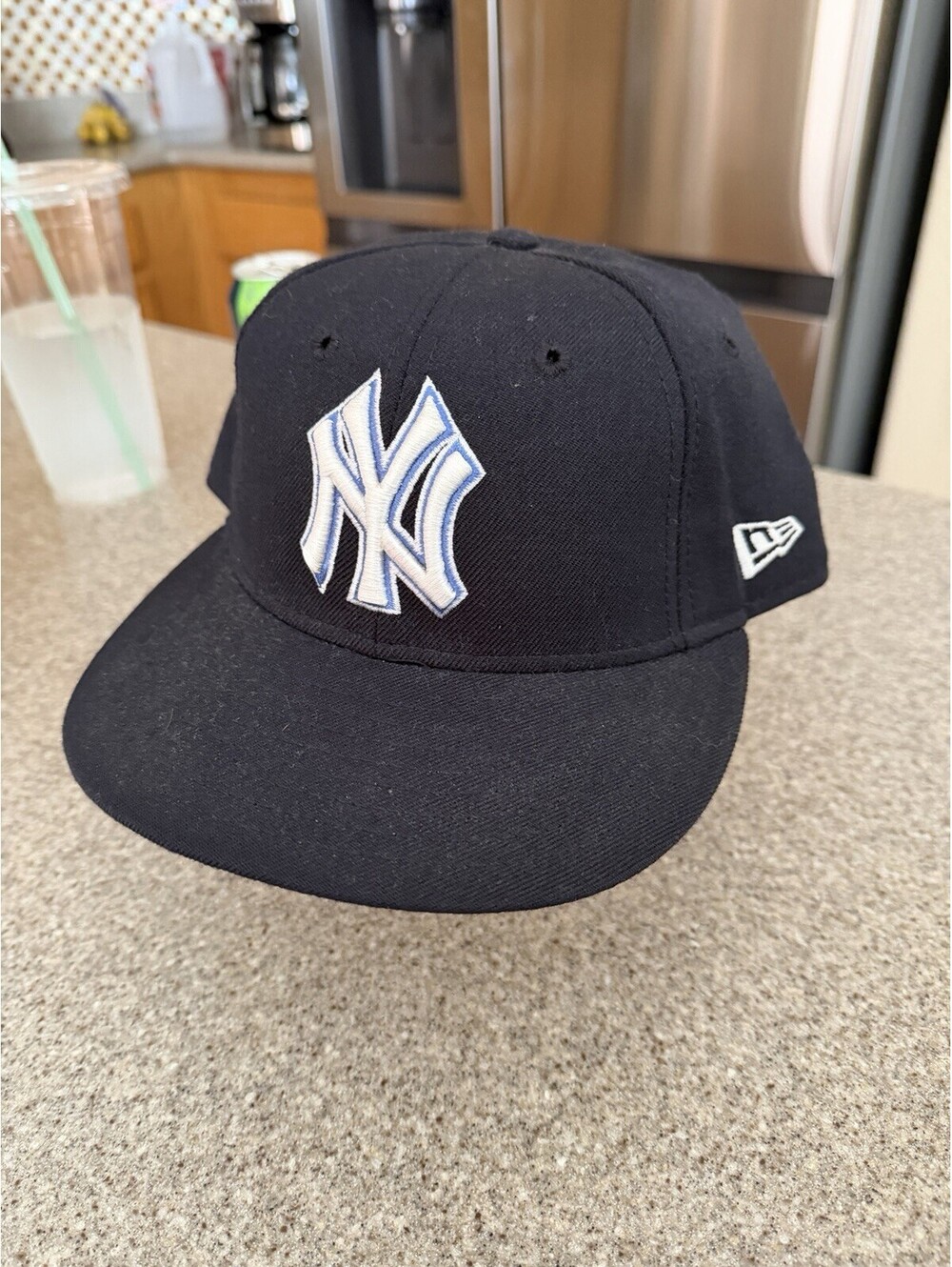 New Era 59FIFTY Vintage New York Yankees Navy Fitted Cap 7 3/8 Low Profile